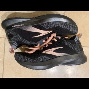 Brooks levitate 4